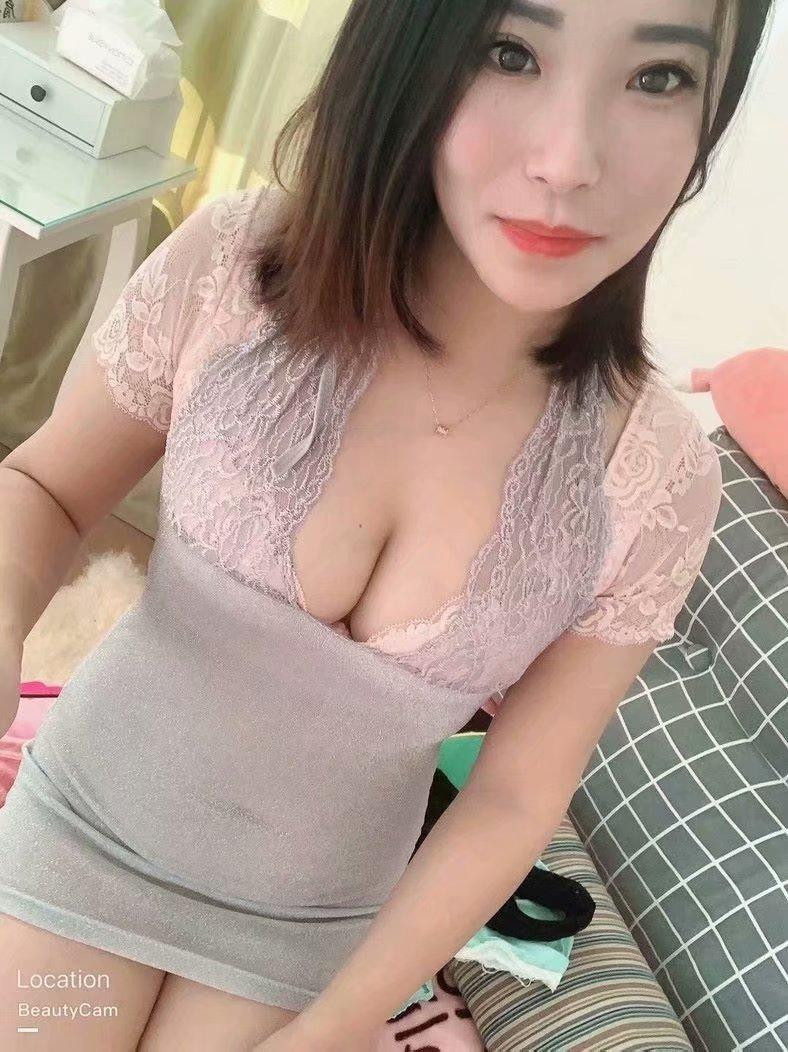服务系轻熟女